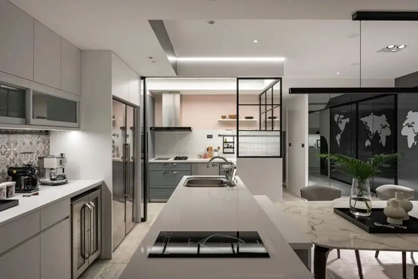 开放式厨房设计如何解决油烟问题