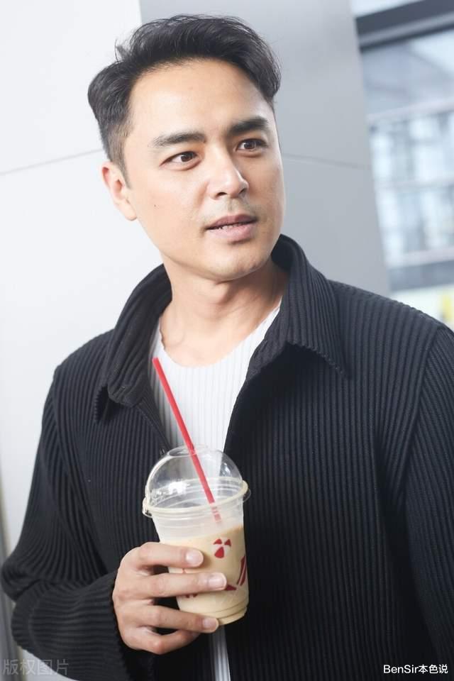 明道|明星的那些吸血家人们：有人断绝关系有人从头再来，还有人陈尸山林