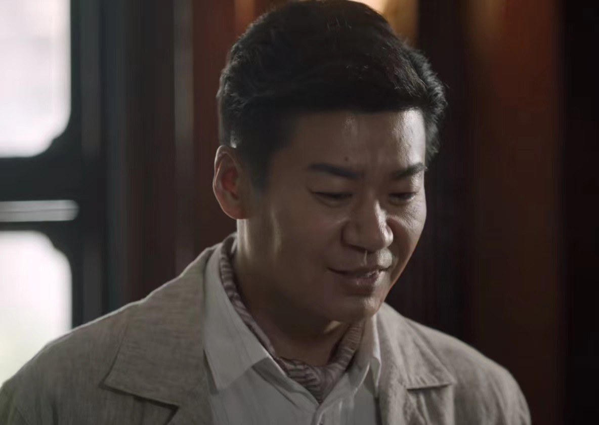 虎胆巍城|连续4天收视破2,《虎胆巍城》成央视王牌,张国强抽到王炸