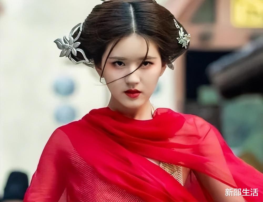 |成功变成明星的6位网红，有人是淘宝女模有人书模，发展各不一样