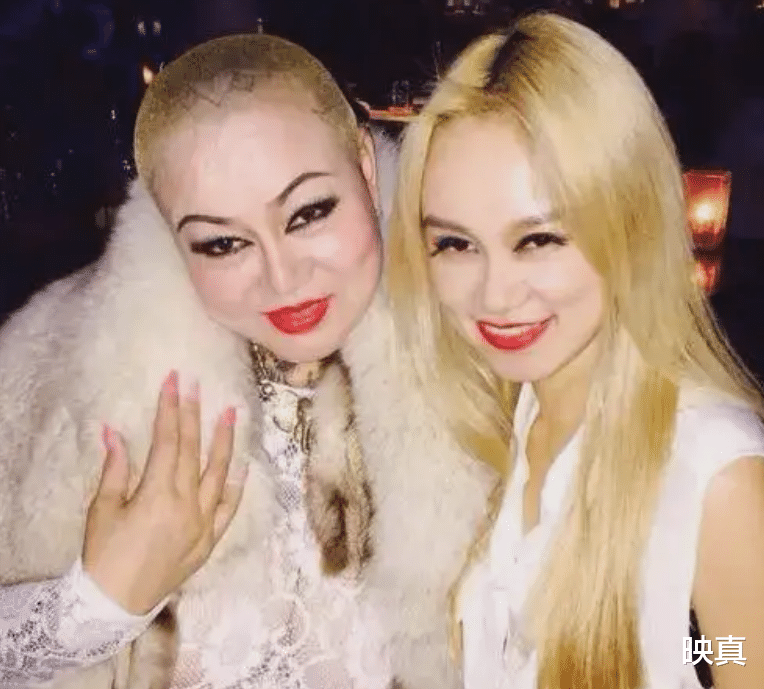 短视频|2019年,女富婆冯萍征婚:谁娶我就送谁宾利,如今结婚没?