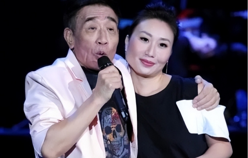 张帝|“歌王”张帝两婚两离，三婚娶女儿闺蜜，如今夫妻恩爱很幸福