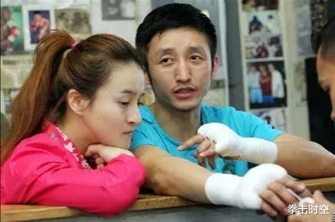 朱芯仪|冉莹颖曝光夫妻俩近照，拳王邹市明发福略显衰老，她却逆生长