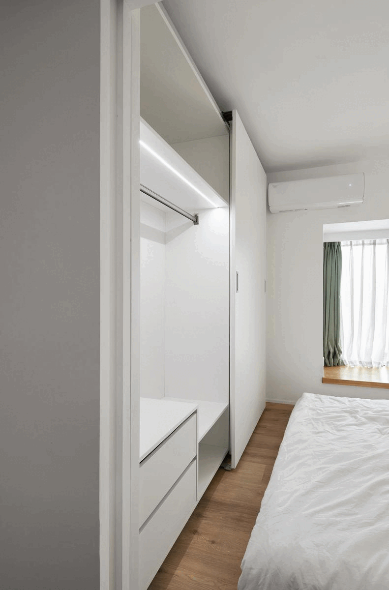 武汉夫妻的78㎡新家火了,把客厅装成了“大盒子”,太有眼光了