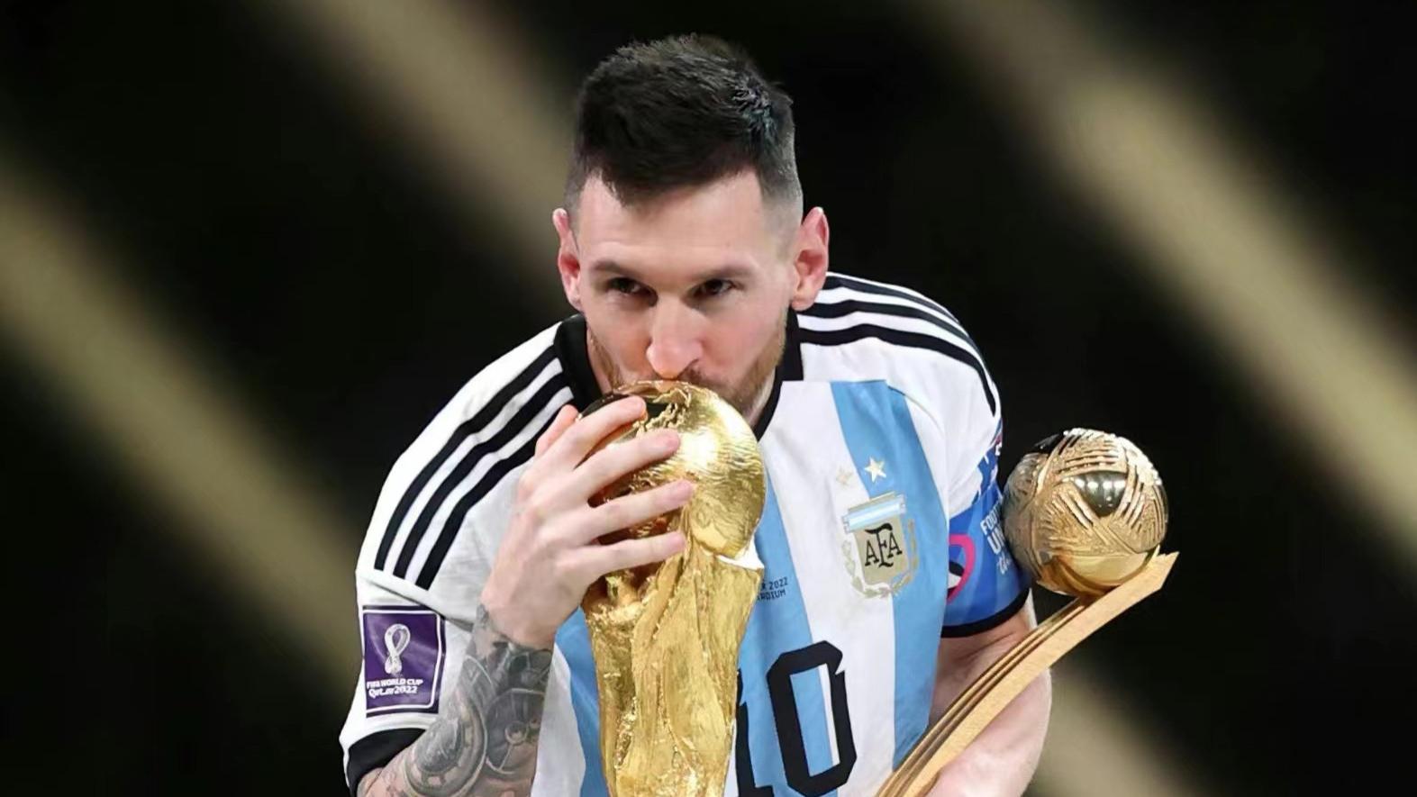 马思纯|群星发文庆祝梅西夺冠，胡歌薛之谦太过激动，苏醒马思纯喜极而泣