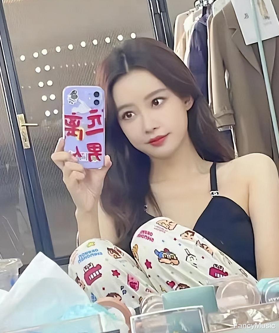 孙怡|8月8大瓜意料之外！孙怡董子健离婚，疑很久前感情已生变