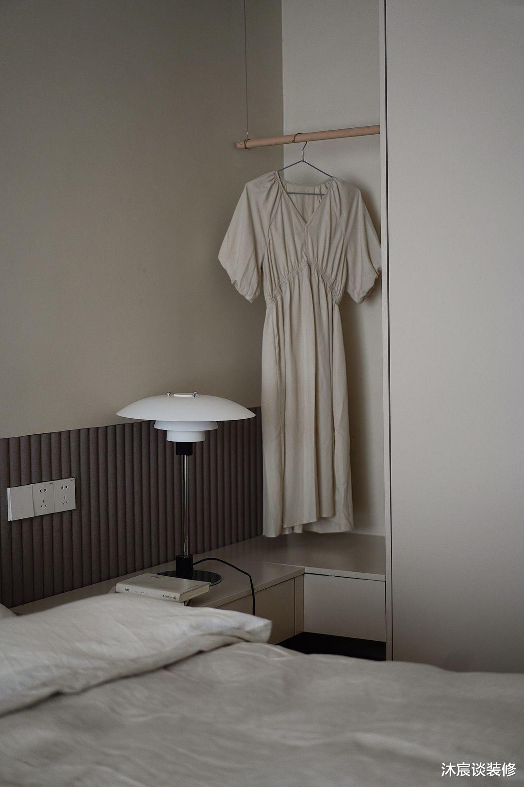 南京姑娘买下100㎡二手房,用水泥打造极简“豪宅”,氛围很治愈