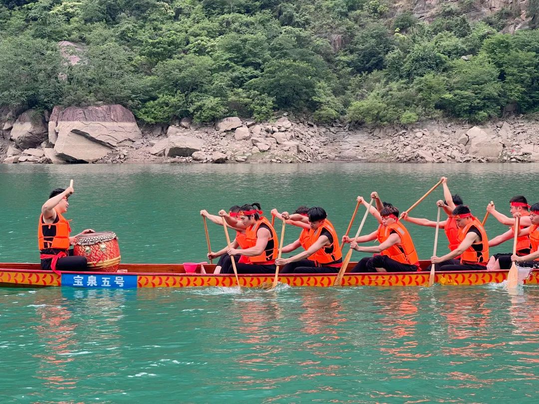 民俗|河南旅游：高峡平湖赛龙舟，宝泉秘境闹端午！