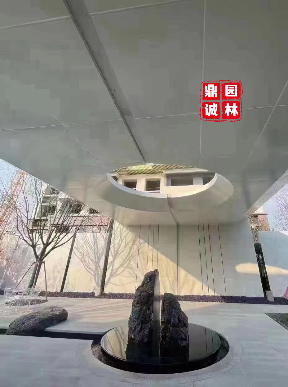 黑山石一分为二设计，创意的庭院黑山石