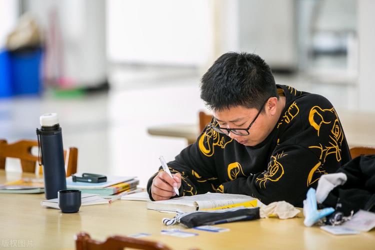 招聘|三类职位或将不再是“铁饭碗”,转为合同工,考生喜忧参半