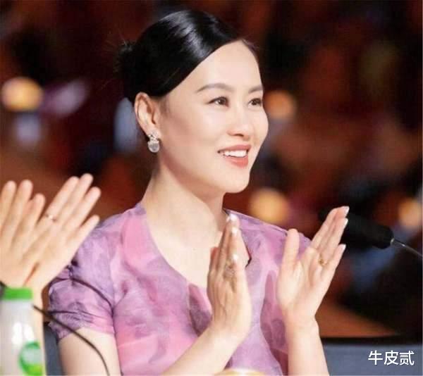 赫本|同样演“贵妇妈妈”，把邬君梅潘虹等女星放在一起，差别出来了