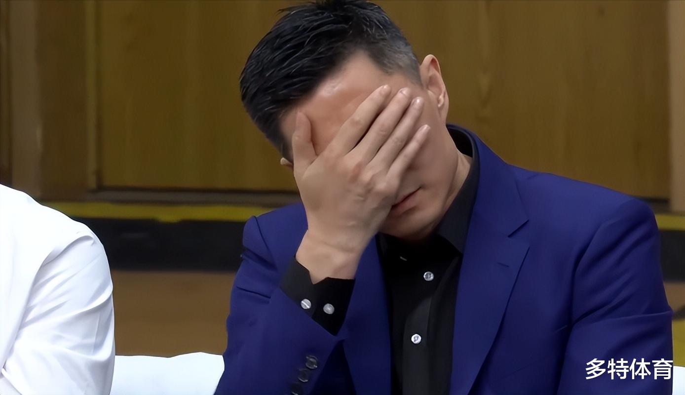 广东男篮|弹尽粮绝！周鹏上担架送院治疗，宏远锋线连伤5人，朱芳雨，别刷手机了
