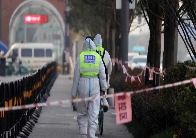 房贷|疫情之下的打工人:待在家里收入减少,压力大,房贷究竟该咋还?