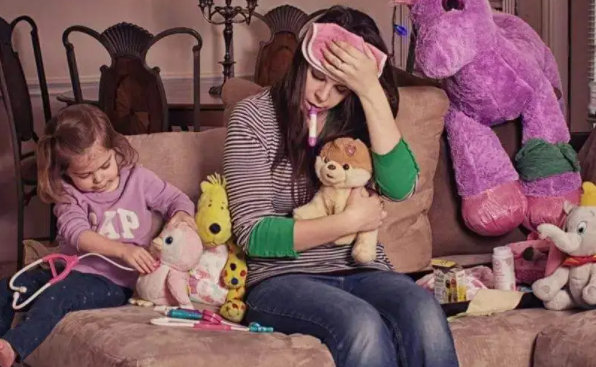 全职妈妈|别再污染“带娃的妈妈”这片净土了,穿成这样怎么能带得了孩子?