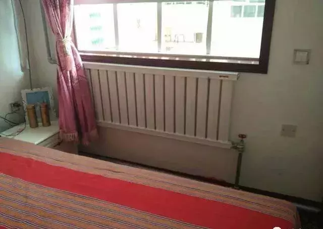 远嫁河北，农村婆家婚房让我心酸，卧室的门保证你们都没见过