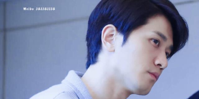 彭冠英|彭冠英36岁生日，线下大屏应援太霸气，网友：“大哥”就是不一样