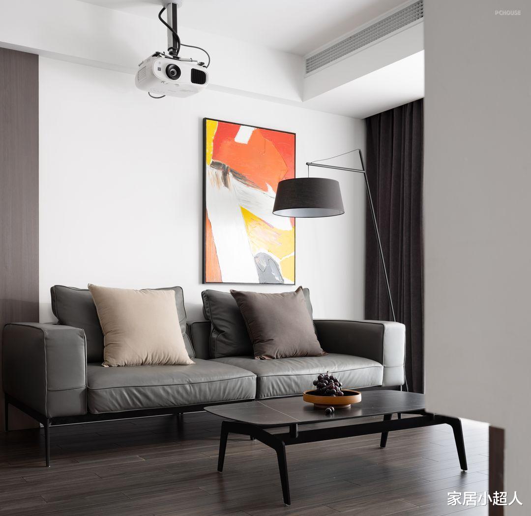 甜蜜的一家三口,用高级灰打造温馨住所,让人倍感温暖