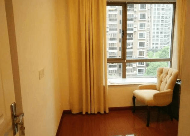 晒晒正在通风的新房,硬装8万包全屋木地板,朋友都说我赚到了!