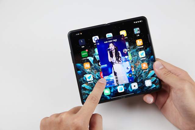 折叠屏|对直板手机已经没了兴趣,折叠屏到底有什么好的?纯个人分享