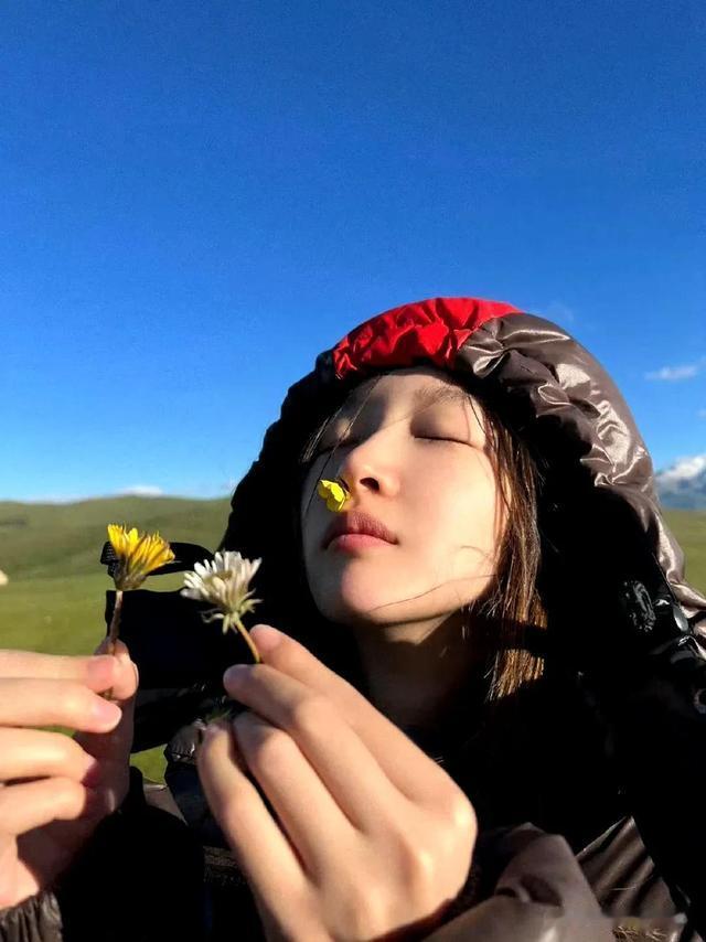 刘诗诗|二月初始，杨幂刘诗诗美女们联手搞事业，胡歌回归家庭结婚生子！