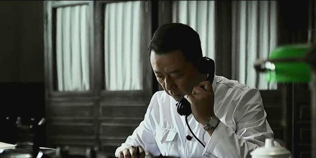 江德福|《父母爱情》江德福为何三十年只升一级?梁副政委一席话说得透彻