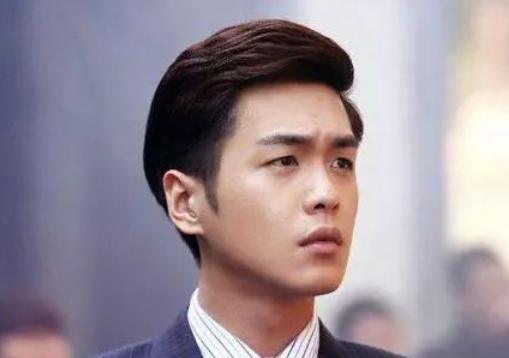 白梦妍|白鹿又搭档一男神出演《警察荣耀》,暂定5月播出,相当期待