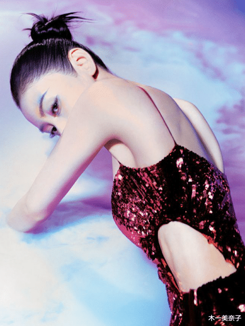 张天爱|张天爱荣登大刊封面,韵味感满满,简直就是时尚大片