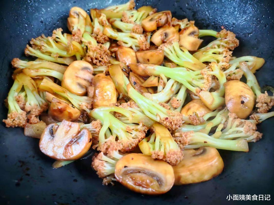 经常用脑压力大,这种食材要多吃,“硒”含量高,大脑轻松效率高