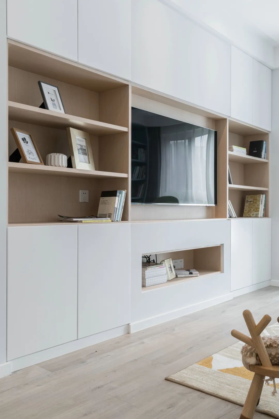 超低预算、独居生活:这个68m2的治愈居心地,完美超实用!