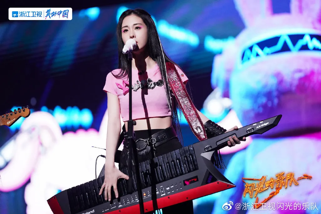 张碧晨|玩这么大,张碧晨疯了吧