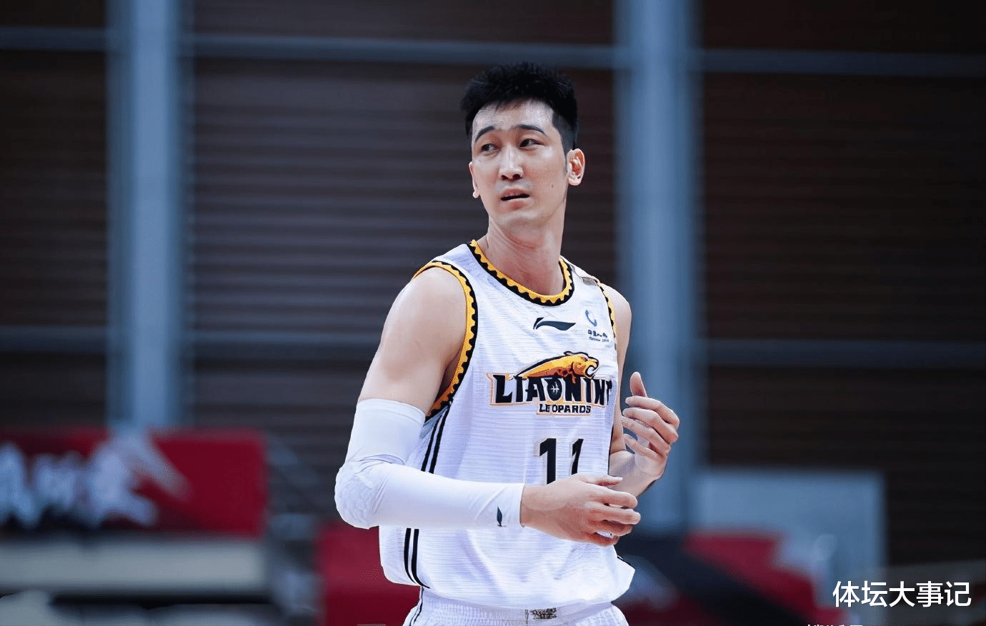 李磊|下一个贺天举！辽篮老兵场均2.4分，季后赛0出场，让位给高诗岩