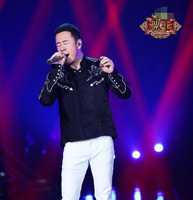 曾任中国好声音导师，更是歌手四强，为何这场演唱会却打11折？