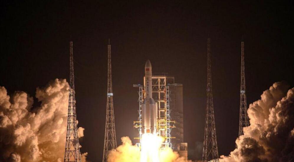 日本连52亿公里之外的小行星都登陆了,真的比我们登月难度更大?