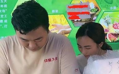 全红婵 15岁的全红婵长到了1米53,发型和肌肉都很抢镜!哥哥成老板