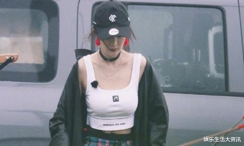 杨幂|花儿与少年什么时候播出 杨幂最新路透近照好辣