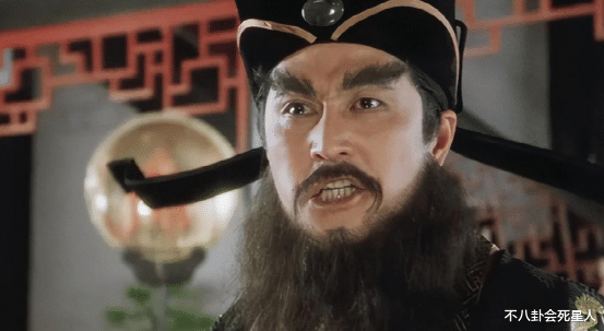 退休金|8位港星定居内地农村，种地开农场、领居住证退休金，生活好滋润