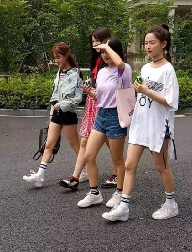 杨超越|节俭朴实的杨超越：一年为公司挣7000万，却不肯放过一粒米饭