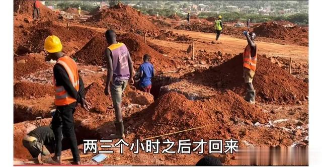 90后河南夫妻在非洲工作,花900块请保姆,发现非洲人带娃太雷人