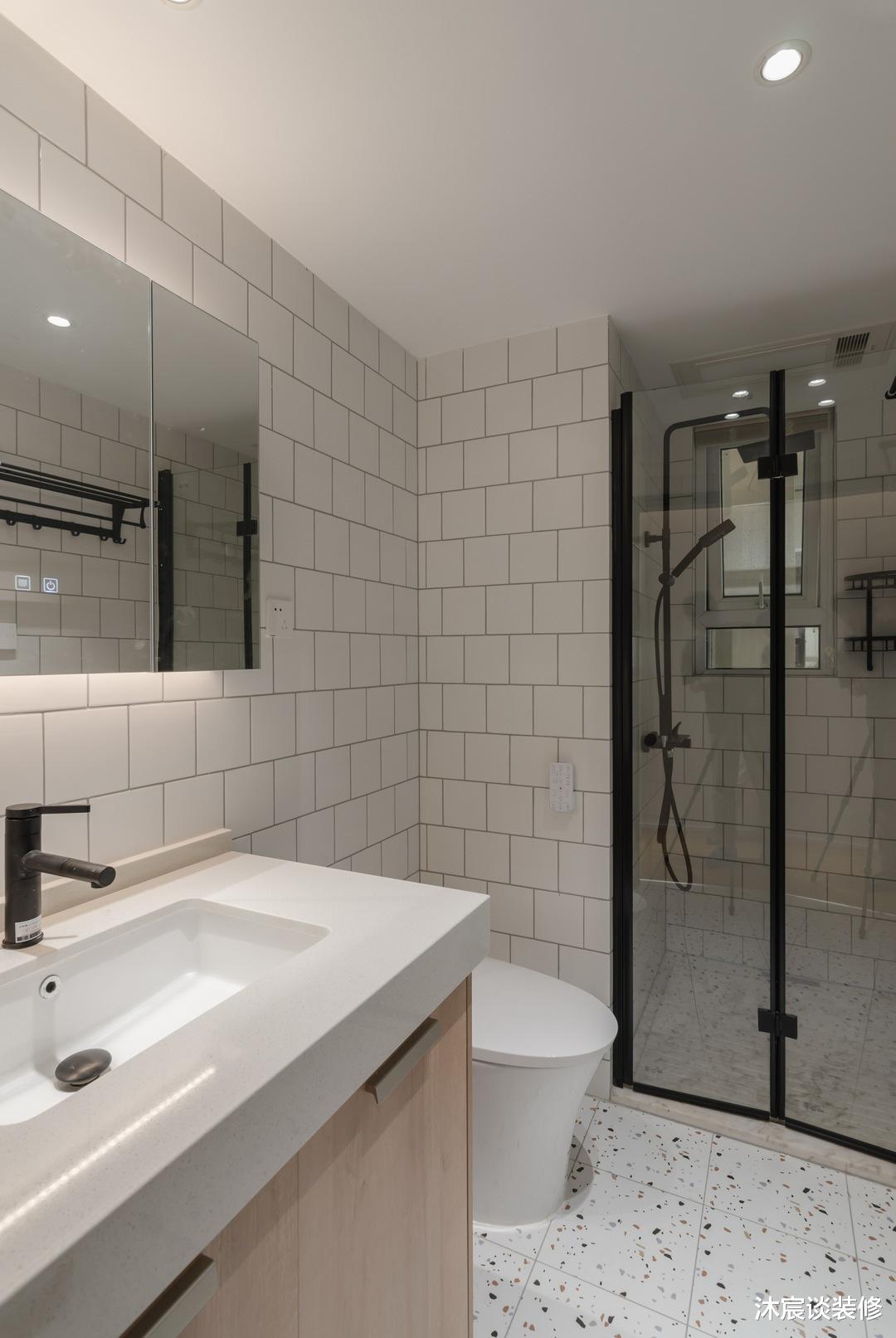 通长型卡座真是小户型的制胜“法宝”,家显得开阔又敞亮,很实用