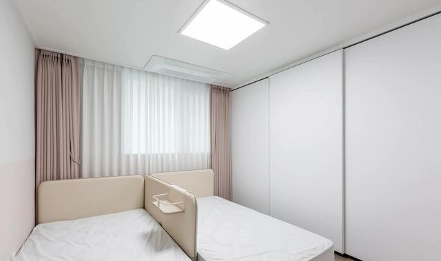 土味精装房的逆袭，111㎡简约风干净清爽，装出的效果20年不过时