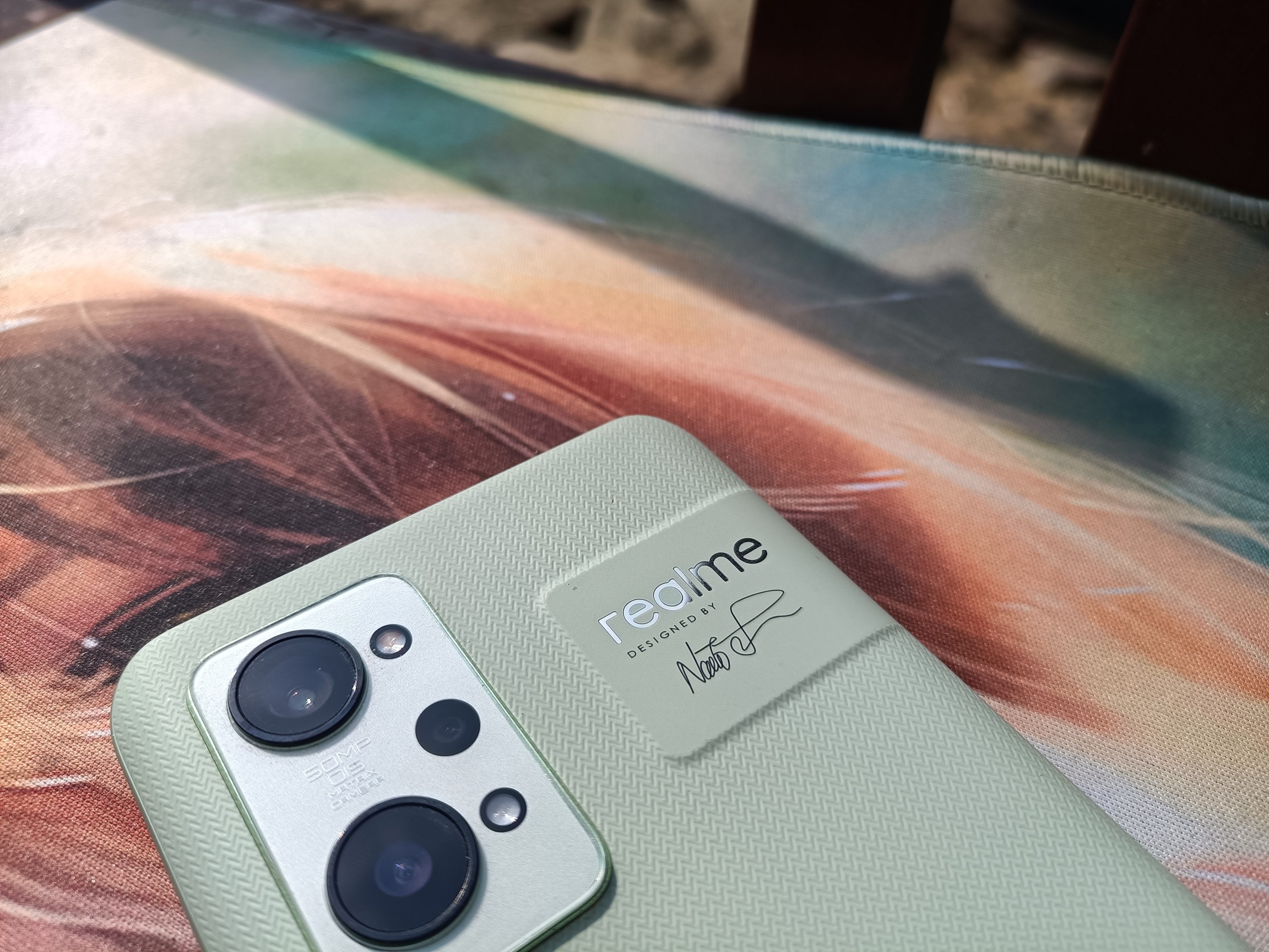 realme|科技与设计的全面新生,realmeGT2评测外观篇
