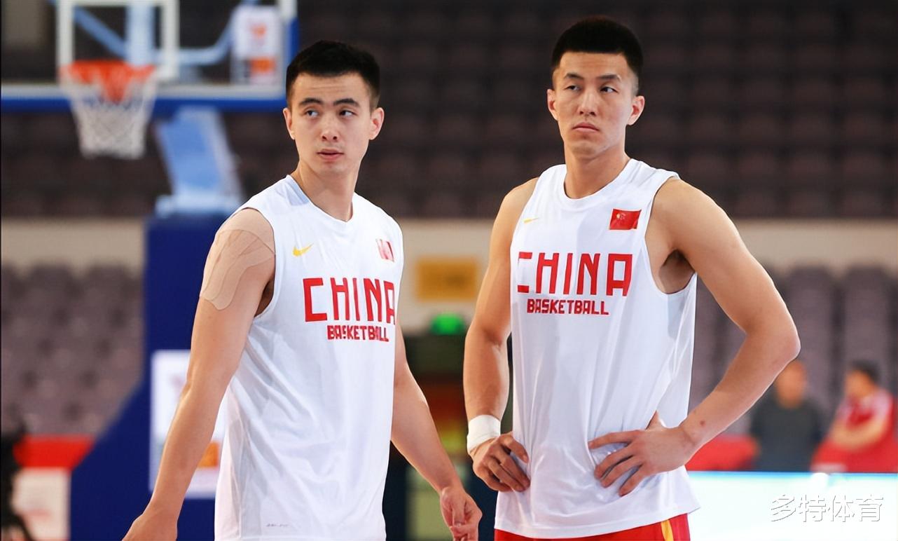 郭艾伦|21+17+13！他俩才是中国男篮最强双枪，这次郭艾伦继伟可太尴尬了