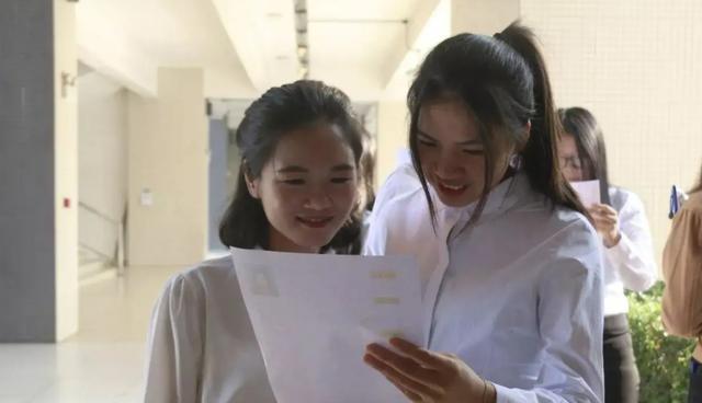 教师|20分考生进“教师招聘”复审,只为解决性别失衡?教育局作出回应