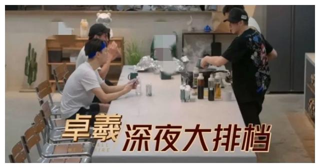 郑钧|《披哥2》再分组:马頔不装了,郑钧不拽了,我却被吴卓羲圈粉了