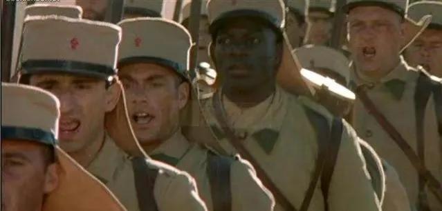 李宁|李宁新服装有点莫名其妙：我拿李宁当国货，李宁拿我当大佐！