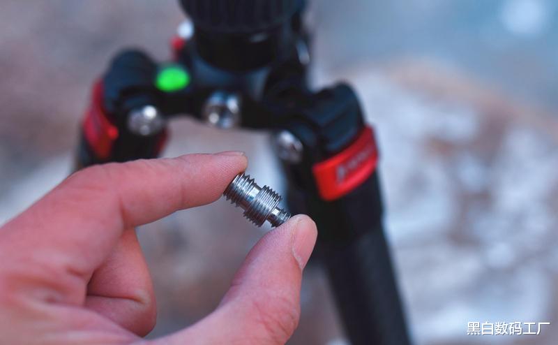 碳纤维|便携出行,出图效率重量极轻-佳鑫悦碳纤维反折三脚架