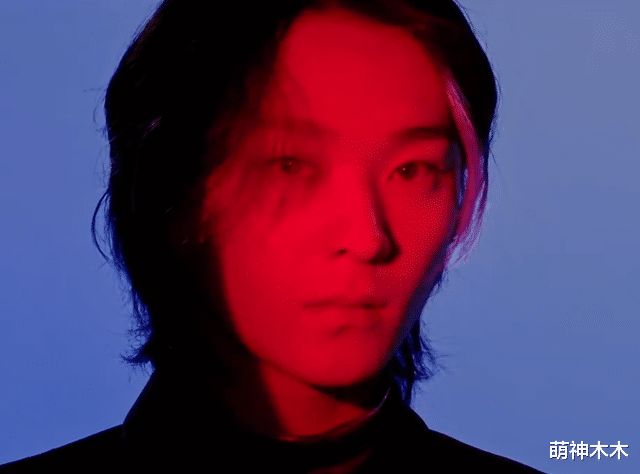 男团|乐华新男团曝光颜值不过关，韩式浓妆身材五五分，成员还有啤酒肚