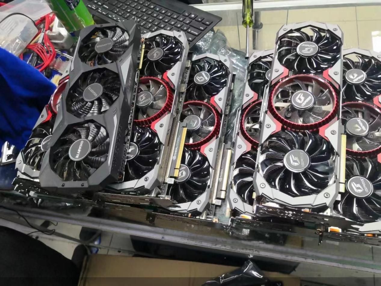 显卡|显卡价格“拦腰斩”，刚需怎么合理挑选？矿卡可以入手吗？