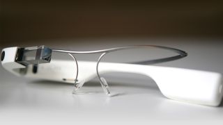 |谷歌眼镜2（Google Glass 2）：我们知道的和希望看到的一切