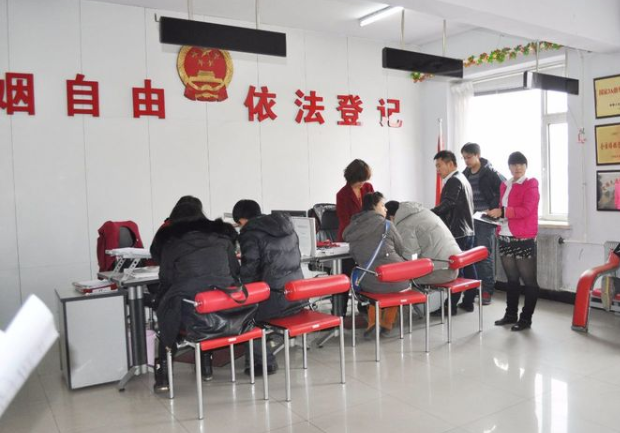 职业教育|“铁饭碗”传来好消息,公务员又增加新福利,老师有份吗?